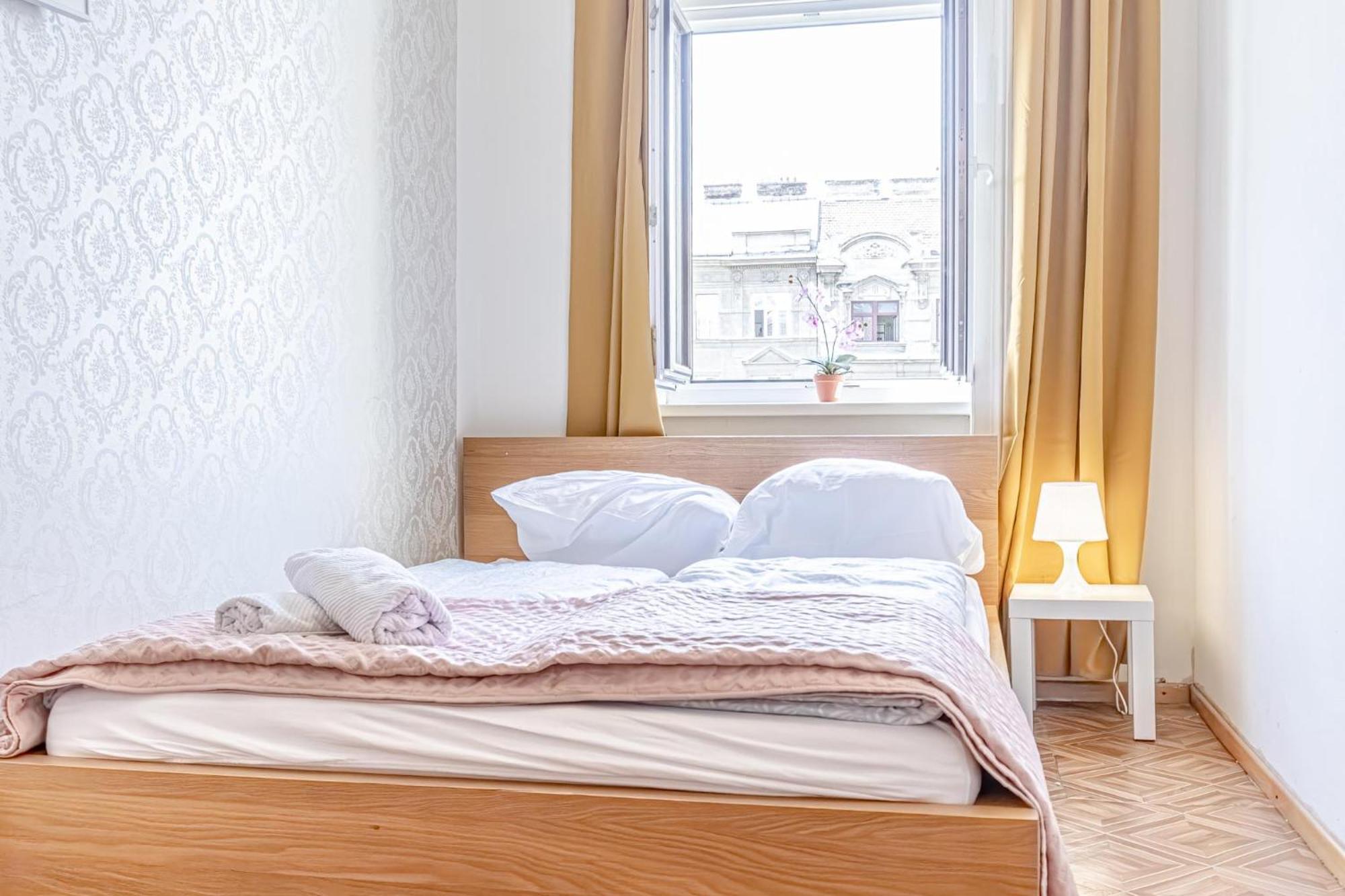 Vintage 1br With Shared Garden - U6 Metro & Danube * Wiedeń